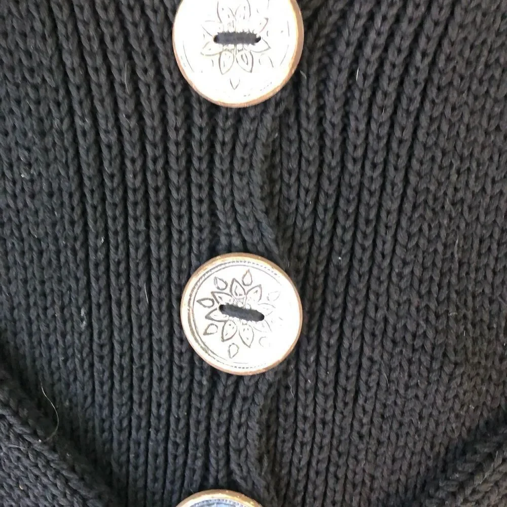Black Pure hand knit sweater - Picture 3 of 5